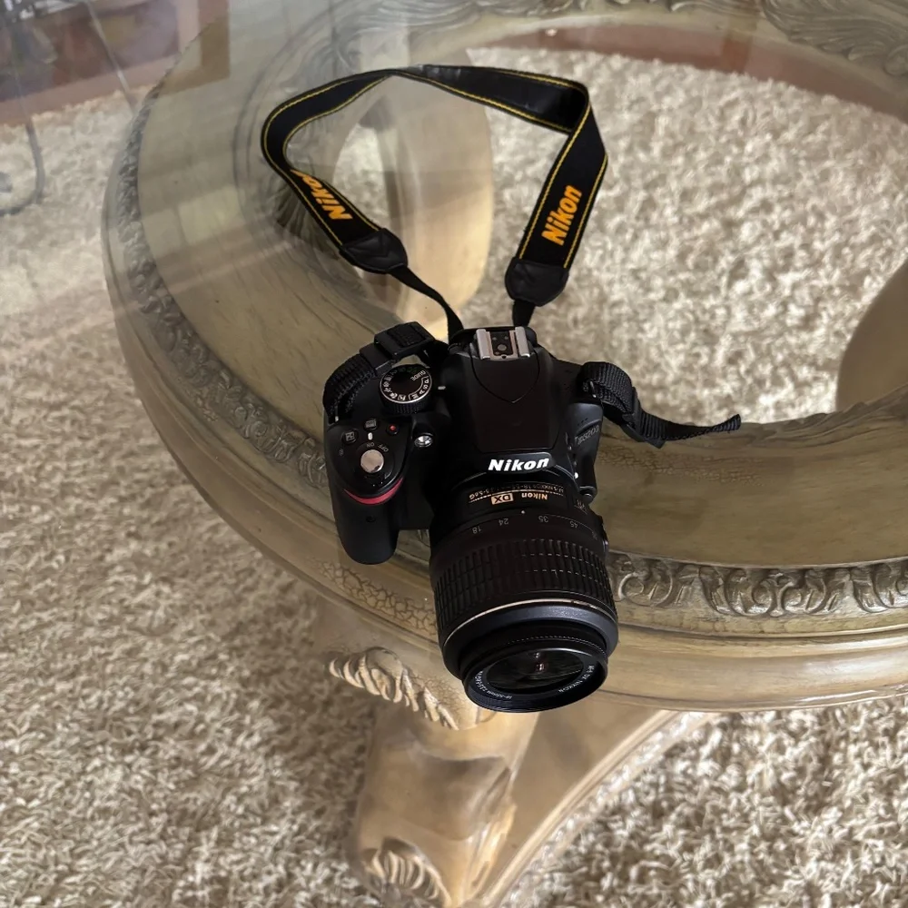 Nikon D3200 Digital Camera Bundle Very Low Shutter Count